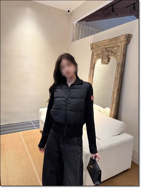 4455513fe60aa4df83d1fe8e3b48fe8c_1760397650_0947.jpg