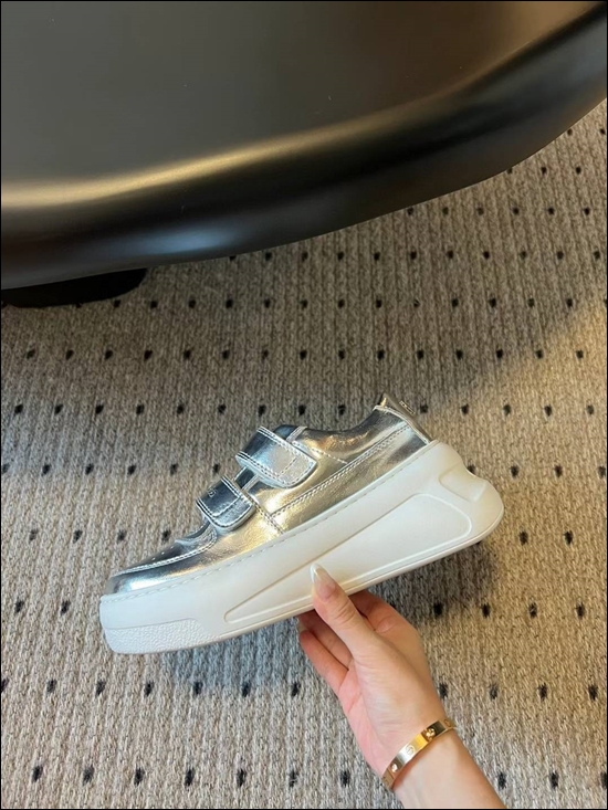 b708ba602d805bd6bd7d01513dd1b1e8_1761780160_2203.jpg b708ba602d805bd6bd7d01513dd1b1e8_1761780160_2203.jpg