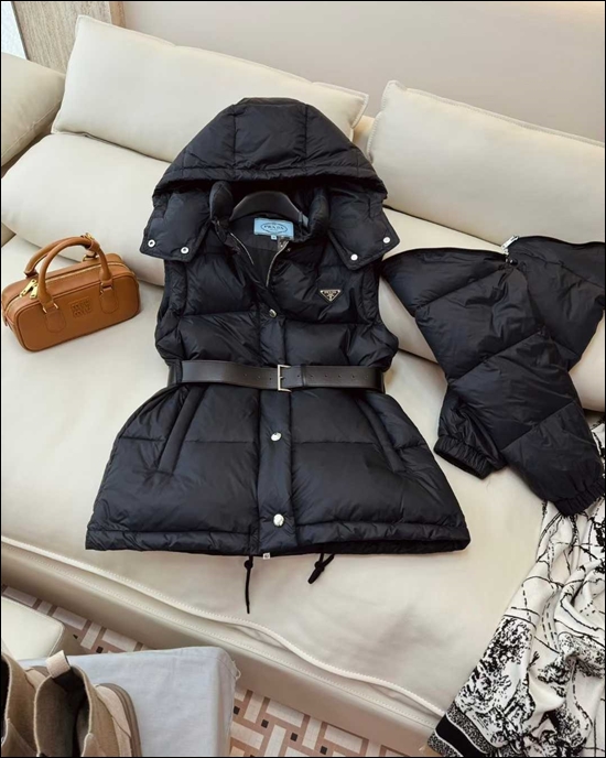 b85b628efaf7aad797a3462f32e5bef6_1761556430_7469.jpg b85b628efaf7aad797a3462f32e5bef6_1761556430_7469.jpg