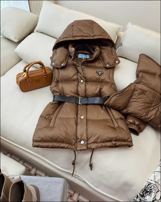 b85b628efaf7aad797a3462f32e5bef6_1761556444_3482.jpg b85b628efaf7aad797a3462f32e5bef6_1761556444_3482.jpg