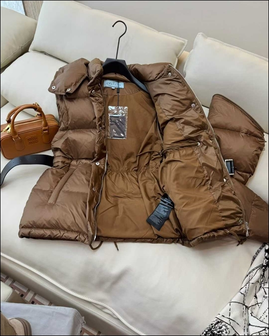 b85b628efaf7aad797a3462f32e5bef6_1761556444_9595.jpg b85b628efaf7aad797a3462f32e5bef6_1761556444_9595.jpg