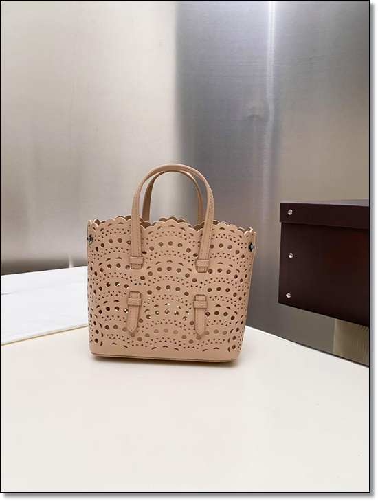 e291a1492afc7490002df4df77527c52_1761611740_0449.jpg e291a1492afc7490002df4df77527c52_1761611740_0449.jpg