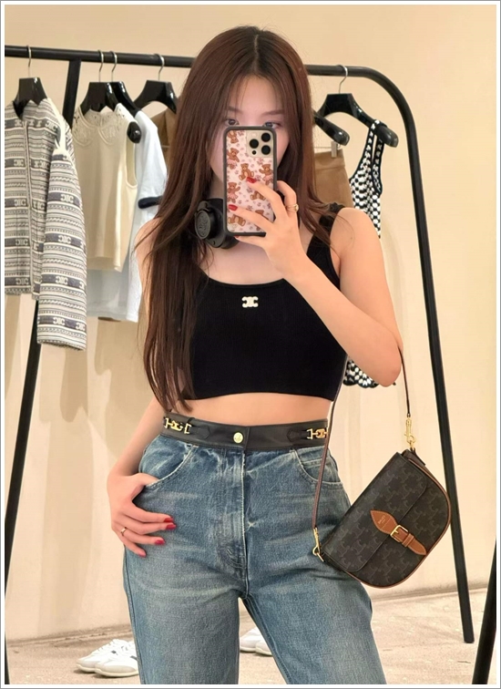 0003e089573b3bdd86a0374c3a2d68fb_1763090255_353.jpg 0003e089573b3bdd86a0374c3a2d68fb_1763090255_353.jpg