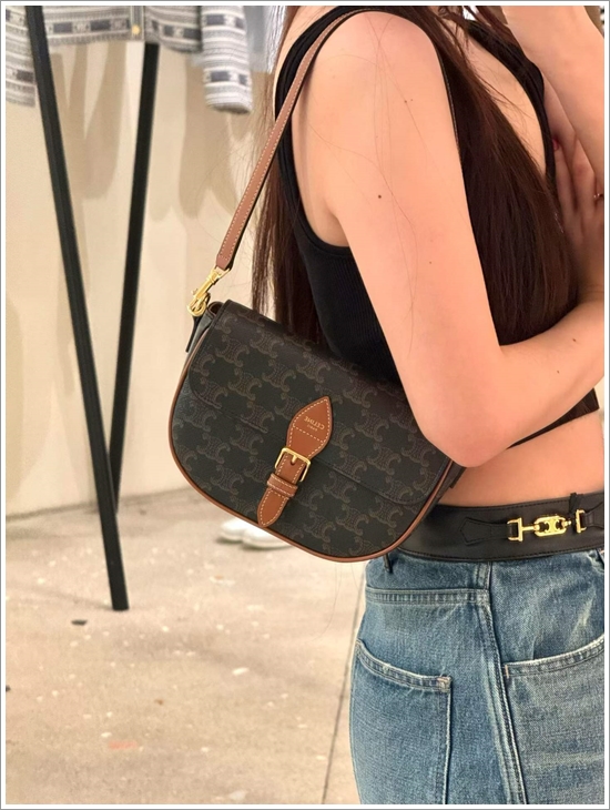 0003e089573b3bdd86a0374c3a2d68fb_1763090256_7535.jpg 0003e089573b3bdd86a0374c3a2d68fb_1763090256_7535.jpg