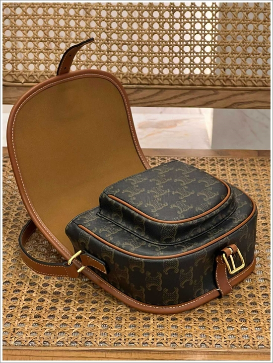 0003e089573b3bdd86a0374c3a2d68fb_1763090262_7434.jpg 0003e089573b3bdd86a0374c3a2d68fb_1763090262_7434.jpg