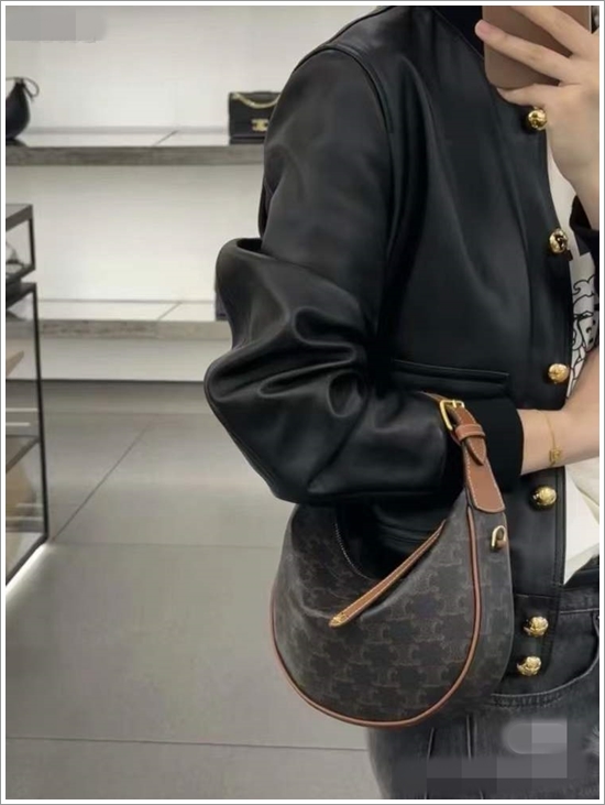 00a6d7c7e5943c4cce77a0a8cb7833e9_1763028924_0018.jpg 00a6d7c7e5943c4cce77a0a8cb7833e9_1763028924_0018.jpg