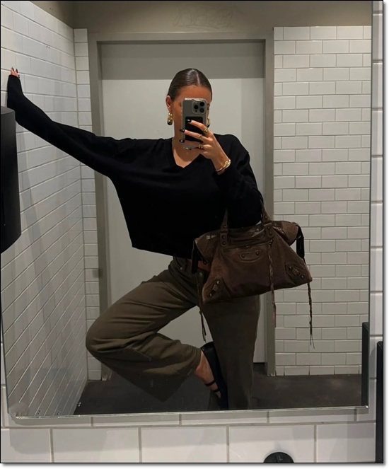 0a21a467ebc1f0edbc12169715ec9421_1763012044_9804.jpg 0a21a467ebc1f0edbc12169715ec9421_1763012044_9804.jpg