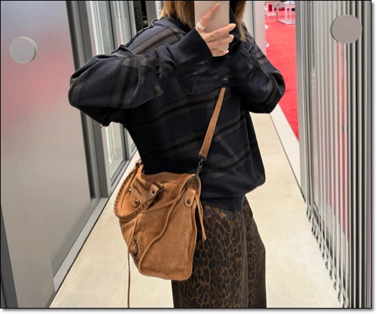 0a21a467ebc1f0edbc12169715ec9421_1763012051_9061.jpg 0a21a467ebc1f0edbc12169715ec9421_1763012051_9061.jpg