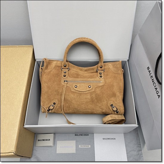 0a21a467ebc1f0edbc12169715ec9421_1763012067_2342.jpg 0a21a467ebc1f0edbc12169715ec9421_1763012067_2342.jpg