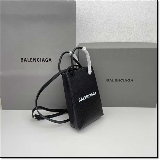 360ab92ed537c4365551cd992e0bed51_1764317985_3645.jpg 360ab92ed537c4365551cd992e0bed51_1764317985_3645.jpg