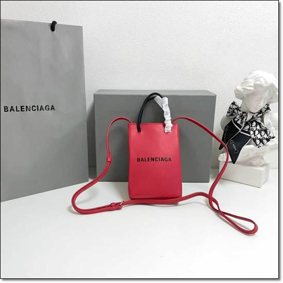 360ab92ed537c4365551cd992e0bed51_1764318014_028.jpg 360ab92ed537c4365551cd992e0bed51_1764318014_028.jpg