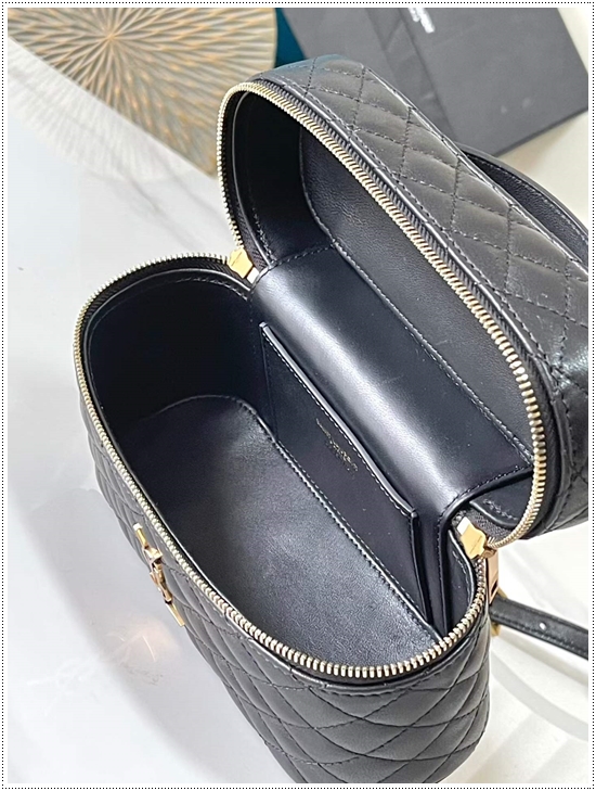 6c5cf741cb341b7f62e6323a3f381f83_1762234355_8546.jpg 6c5cf741cb341b7f62e6323a3f381f83_1762234355_8546.jpg