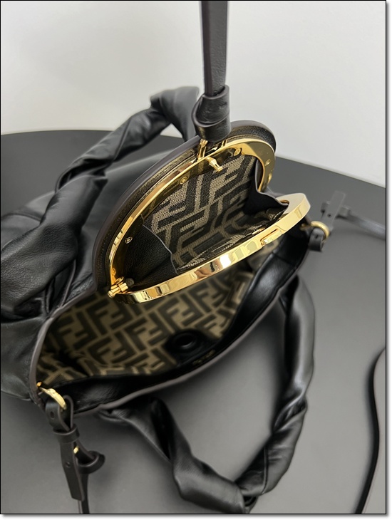 880841f0920ea5d3d4710d91f37a6012_1763422921_0403.jpg 880841f0920ea5d3d4710d91f37a6012_1763422921_0403.jpg