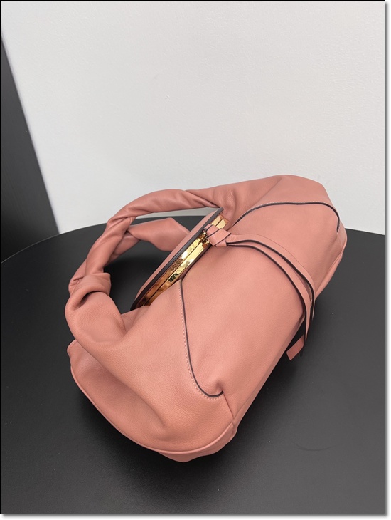 880841f0920ea5d3d4710d91f37a6012_1763423040_8574.jpg 880841f0920ea5d3d4710d91f37a6012_1763423040_8574.jpg