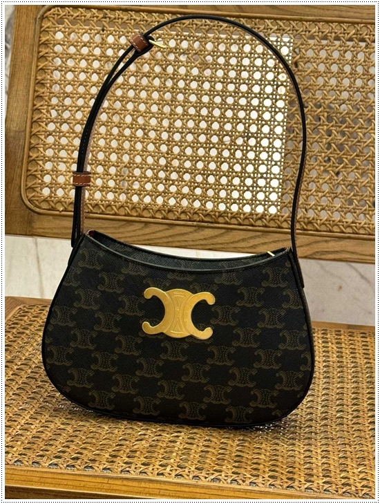 9157297354af1b981cb6270ff8dbbec1_1762414720_9135.jpg 9157297354af1b981cb6270ff8dbbec1_1762414720_9135.jpg