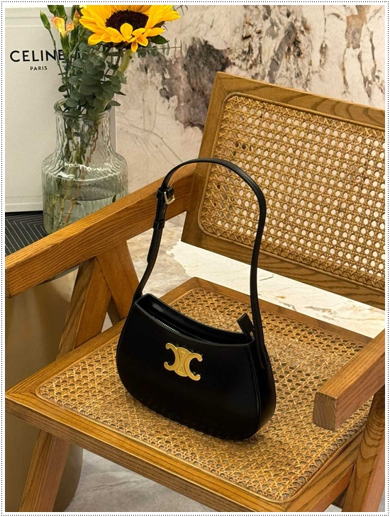 9157297354af1b981cb6270ff8dbbec1_1762414744_5643.jpg 9157297354af1b981cb6270ff8dbbec1_1762414744_5643.jpg