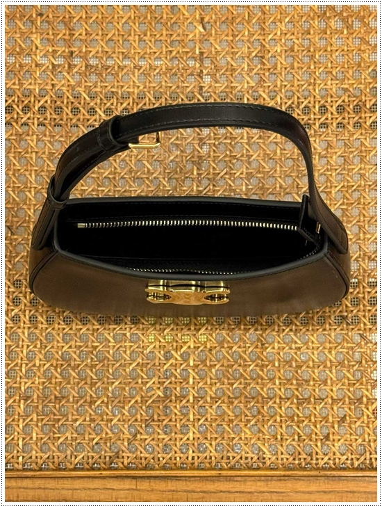 9157297354af1b981cb6270ff8dbbec1_1762414752_3411.jpg 9157297354af1b981cb6270ff8dbbec1_1762414752_3411.jpg