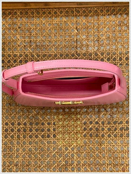 9157297354af1b981cb6270ff8dbbec1_1762414764_8231.jpg 9157297354af1b981cb6270ff8dbbec1_1762414764_8231.jpg