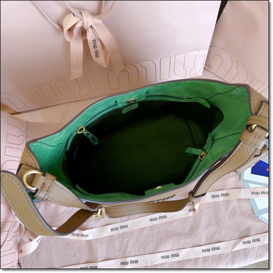 a07e2a92a3546489ebc8447a6729ebd2_1762329057_8418.jpg a07e2a92a3546489ebc8447a6729ebd2_1762329057_8418.jpg