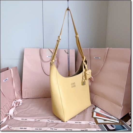 a07e2a92a3546489ebc8447a6729ebd2_1762329147_2325.jpg a07e2a92a3546489ebc8447a6729ebd2_1762329147_2325.jpg