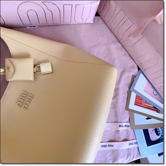 a07e2a92a3546489ebc8447a6729ebd2_1762329162_352.jpg a07e2a92a3546489ebc8447a6729ebd2_1762329162_352.jpg