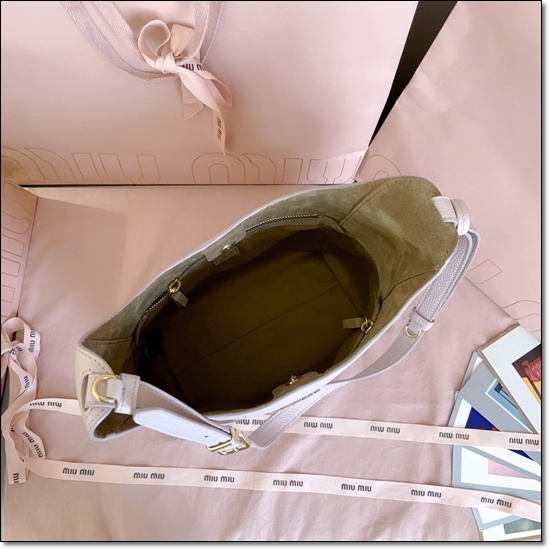 a07e2a92a3546489ebc8447a6729ebd2_1762329234_6354.jpg a07e2a92a3546489ebc8447a6729ebd2_1762329234_6354.jpg