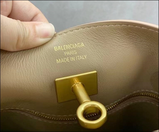 a894876dadc30feed5a0fe61c53403d2_1763360324_1161.jpg a894876dadc30feed5a0fe61c53403d2_1763360324_1161.jpg