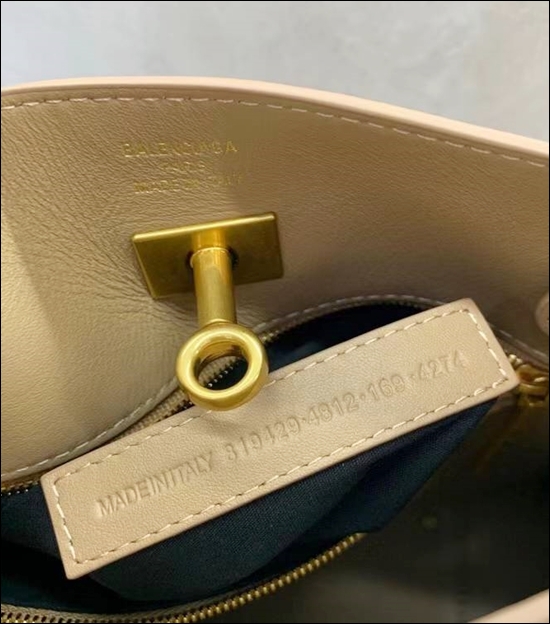 a894876dadc30feed5a0fe61c53403d2_1763360324_6626.jpg a894876dadc30feed5a0fe61c53403d2_1763360324_6626.jpg