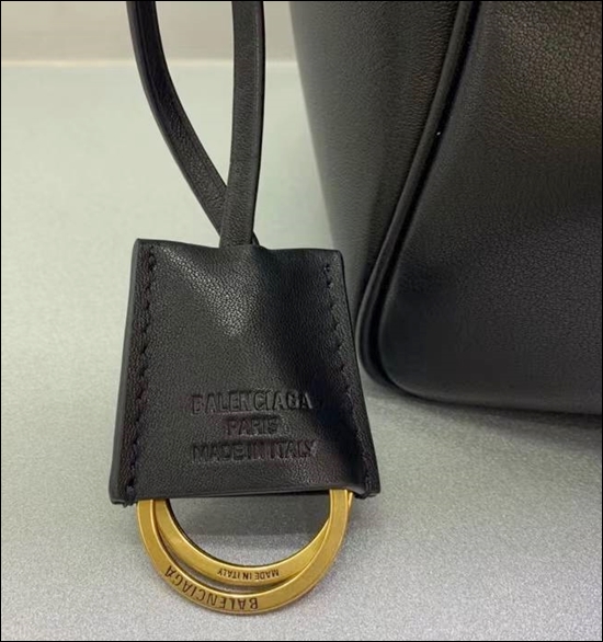 a894876dadc30feed5a0fe61c53403d2_1763360379_5691.jpg a894876dadc30feed5a0fe61c53403d2_1763360379_5691.jpg