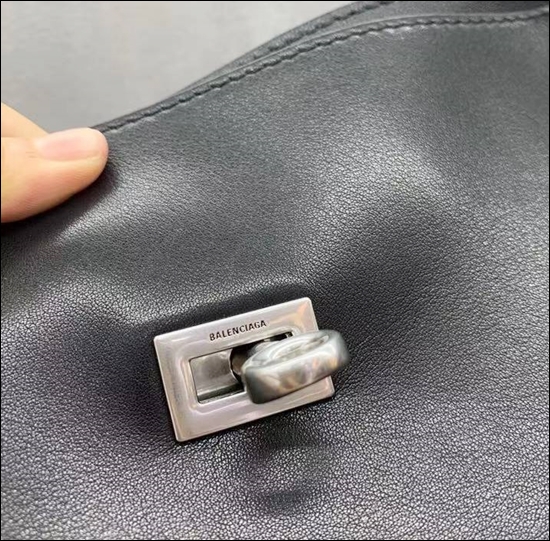 a894876dadc30feed5a0fe61c53403d2_1763360405_5451.jpg a894876dadc30feed5a0fe61c53403d2_1763360405_5451.jpg