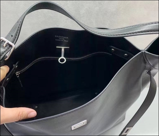 a894876dadc30feed5a0fe61c53403d2_1763360405_9639.jpg a894876dadc30feed5a0fe61c53403d2_1763360405_9639.jpg