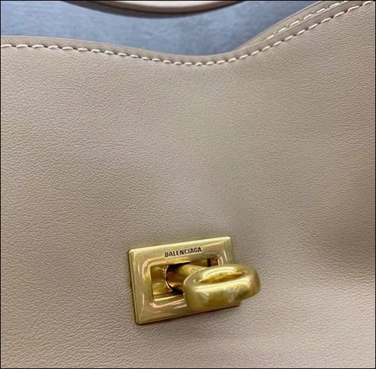 a894876dadc30feed5a0fe61c53403d2_1763360442_2265.jpg a894876dadc30feed5a0fe61c53403d2_1763360442_2265.jpg