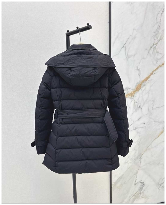 b8ed9e419fbb4e2a6e49de8a08b793ee_1762754036_1047.jpg b8ed9e419fbb4e2a6e49de8a08b793ee_1762754036_1047.jpg