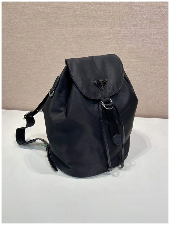 d7b19e50a296f5da4f8df16e5174b9c9_1763630733_3945.jpg d7b19e50a296f5da4f8df16e5174b9c9_1763630733_3945.jpg