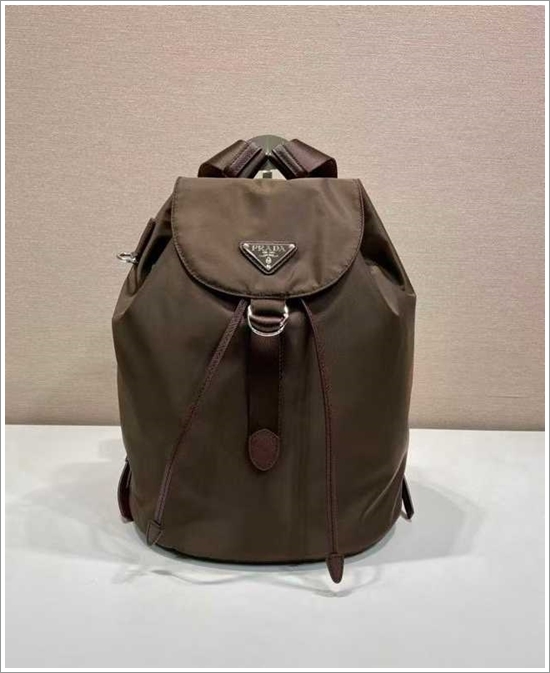 d7b19e50a296f5da4f8df16e5174b9c9_1763630755_1446.jpg d7b19e50a296f5da4f8df16e5174b9c9_1763630755_1446.jpg