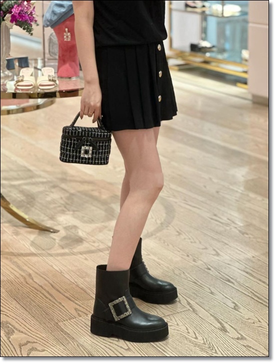 e855bd4694fb2b4ca8d7d7eee6f24f09_1762233699_2749.jpg e855bd4694fb2b4ca8d7d7eee6f24f09_1762233699_2749.jpg