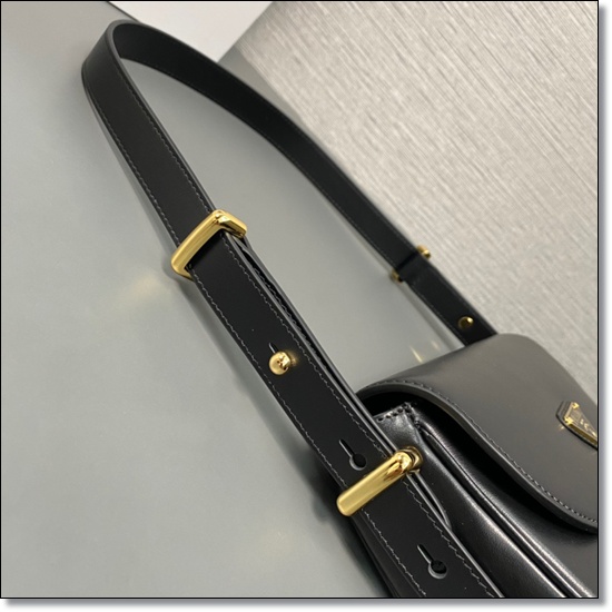 0014405f7bb68b4076121d67f829ec85_1765768424_2333.jpg 0014405f7bb68b4076121d67f829ec85_1765768424_2333.jpg