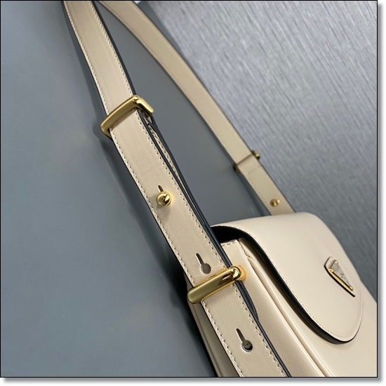 0014405f7bb68b4076121d67f829ec85_1765768501_0736.jpg 0014405f7bb68b4076121d67f829ec85_1765768501_0736.jpg