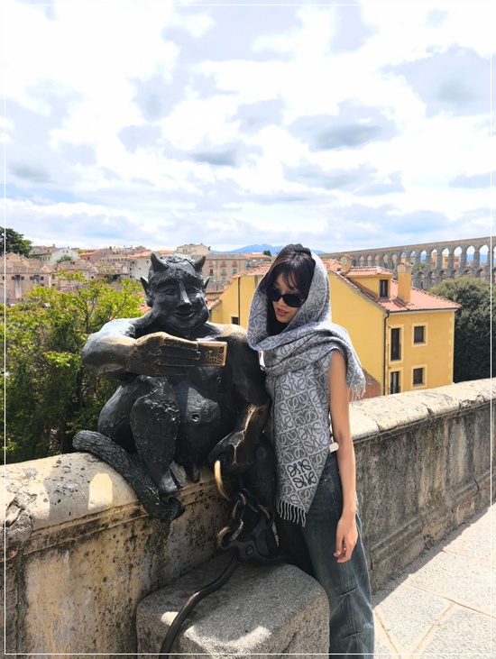 19c185b4e32aaac594fa76a745587e9b_1764834753_9515.jpg 19c185b4e32aaac594fa76a745587e9b_1764834753_9515.jpg