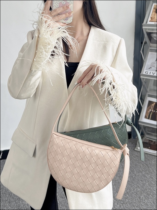 21d0e58f4245ea65c795a20545e49001_1765327471_8611.jpg 21d0e58f4245ea65c795a20545e49001_1765327471_8611.jpg