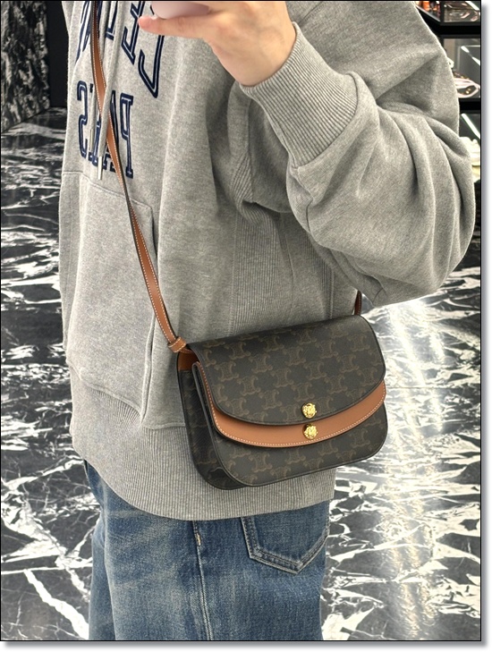 3beec5914db5a1b23bb128bf9a6cbe79_1765178379_0512.jpg 3beec5914db5a1b23bb128bf9a6cbe79_1765178379_0512.jpg