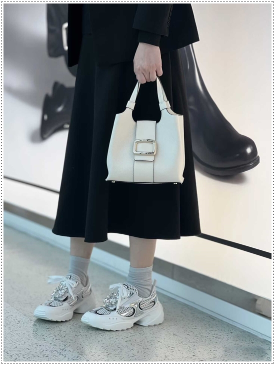 5cbc480184336338c497792823a621e2_1765414263_226.jpg 5cbc480184336338c497792823a621e2_1765414263_226.jpg