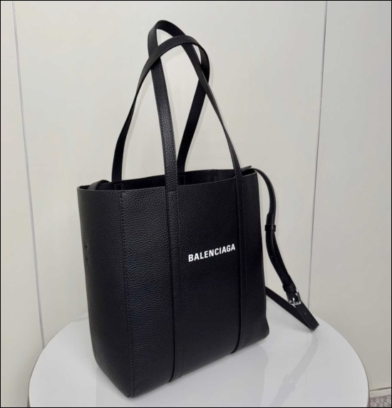 801bd7deaf459882ad99239f59284bc4_1765756628_2252.jpg 801bd7deaf459882ad99239f59284bc4_1765756628_2252.jpg