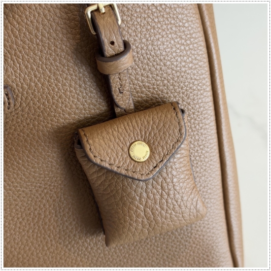 8e3aa2cef577caacfea88a4e0b24a97b_1765164174_3572.jpg 8e3aa2cef577caacfea88a4e0b24a97b_1765164174_3572.jpg