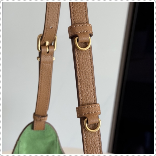 8e3aa2cef577caacfea88a4e0b24a97b_1765164176_9765.jpg 8e3aa2cef577caacfea88a4e0b24a97b_1765164176_9765.jpg