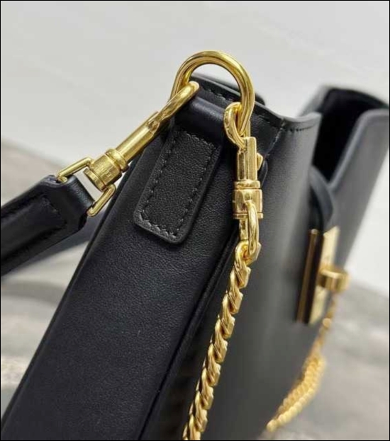 ce1781aa32d3a7925a080714f4b55177_1765850469_9048.jpg ce1781aa32d3a7925a080714f4b55177_1765850469_9048.jpg