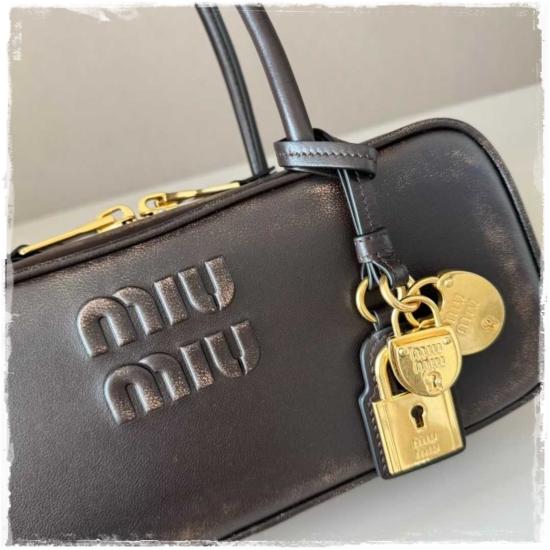 f632f6574dd99f8d0e2806d77733a98d_1766563951_5083.jpg f632f6574dd99f8d0e2806d77733a98d_1766563951_5083.jpg