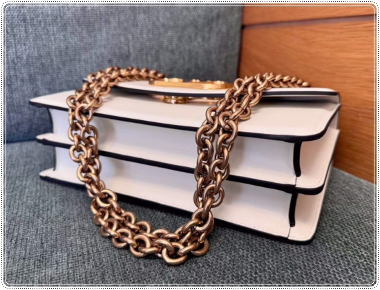 fde73544469b95a1f0c8a4ab476a229c_1765521037_2502.jpg fde73544469b95a1f0c8a4ab476a229c_1765521037_2502.jpg