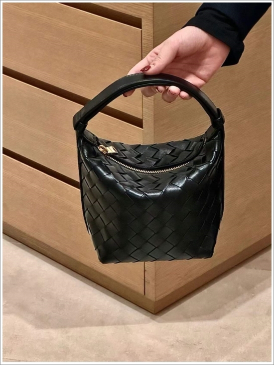 560b5ca660249edd23c09ac9120e31af_1767345380_0935.jpg 560b5ca660249edd23c09ac9120e31af_1767345380_0935.jpg