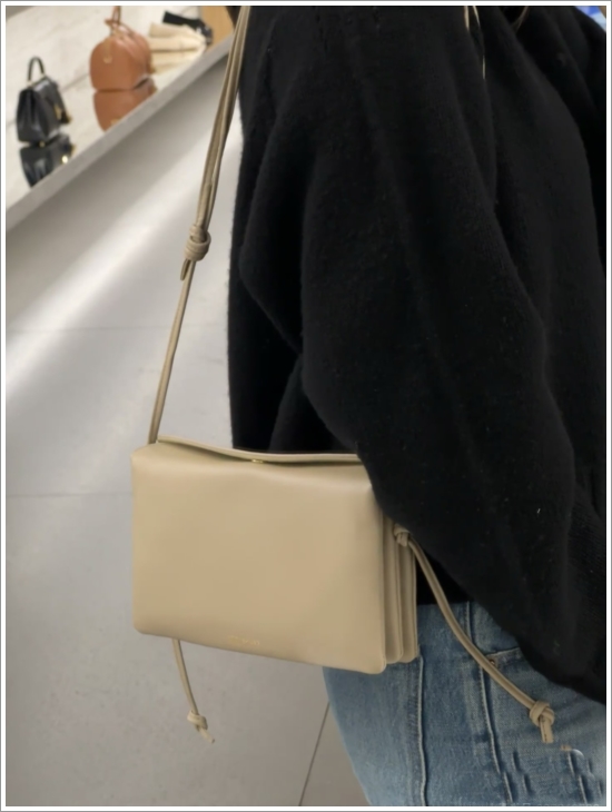 b73011c9783cb3a50420c0e0f911b259_1767253619_5164.jpg b73011c9783cb3a50420c0e0f911b259_1767253619_5164.jpg